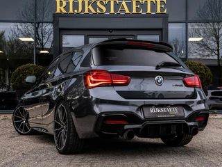 BMW 1 Serie BMW 1-serie M140i xDrive High Executive|H&K|REMUS|19'' - afbeelding nr 7
