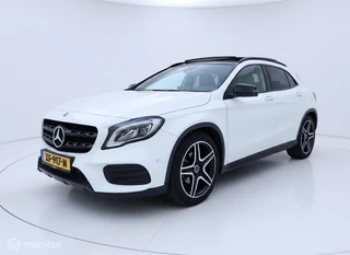 Mercedes-Benz GLA 180 Business AMG Camera|Keyless|Pano|Xenon