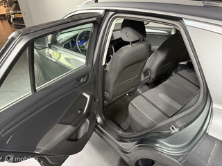 Volkswagen T-Roc Volkswagen T-Roc 1.5 TSI Style | CARPLAY | CRUISE | PDC - afbeelding nr 34