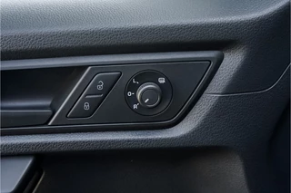 Volkswagen Caddy ACC PDC CarPlay 17