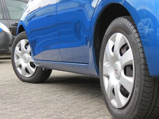 Toyota Yaris Toyota Yaris 1.5 Hybrid Lease | NIEUWE TYPE | NAVIGATIE | ACHTERUITRIJCAMERA | CLIMA-AIRCO | KEYLESS START | - afbeelding nr 27