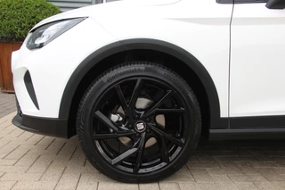 SEAT Arona SEAT Arona 1.0 TSI Reference | CarPlay | Camera | Navi | Airco | Cruise | Lane assist | Front assist | Seat connect | LMV18'' Goede banden | Rijdt erg zuinig | Hoge instap | Zeer nette auto - afbeelding nr 3