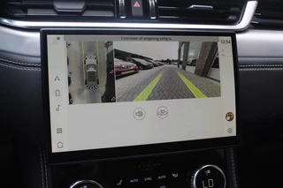 Jaguar F-PACE Jaguar F-PACE 2.0 P400e PHEV R-Dynamic S / 360Camera / Leder / Virtual Cockpit / 19'' / Blackpack / DAB / Stoelverwarming / Cruise Control - afbeelding nr 20