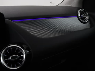 Mercedes-Benz B-Klasse Mercedes-Benz B-klasse 180 Business Solution Luxury | Leder | Trekhaak |  Stoelverwarming | Camera | Navigatie | Full LED | Park Assist | Sfeerverlichting | Widescreen - afbeelding nr 25