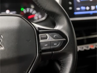 Peugeot 208 (APPLE CARPLAY, GROOT NAVI, LM VELGEN, PARKEERSENSOREN, SPORTSTOELEN, CRUISE, LANE ASSIST, ELEK PAKKET, NIEUWSTAAT) - afbeelding nr 18