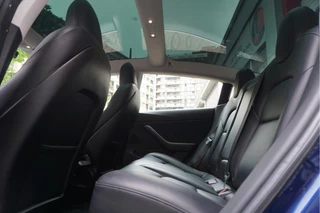 Tesla Model 3 Tesla Model 3 Long Range AWD 75 kWh Dual Motor | Nederlandse BTW auto | 351 pk | Panorama | Auto Pilot | Leer | Electrische stoelen met memory en verwarming | 19inch sportvelgen - afbeelding nr 6