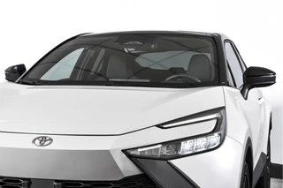 Toyota C-HR Toyota C-HR 2.0 Hybrid 200 Dynamic | Dig. Cockpit | Adapt. Cruise | Stoel-+Stuurverw. | PDC | Camera | NAV + App. Connect | ECC | LM 18