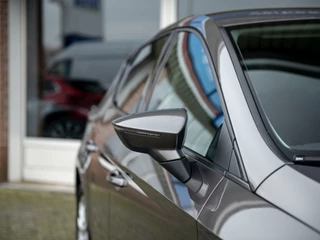 SEAT Leon | Navigatie & Apple Carplay/Android Auto | Parkeersensoren | Hoogteverstelling stoelen | Climate control | Donker getint glas | Cruise control - afbeelding nr 26