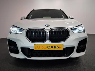 BMW X1 BMW X1 sDrive18i Steptronic M-Sport Executive | Lederen Bekleding | Navigatie | Climate Control | Camera | Parkeer Sensoren - afbeelding nr 2