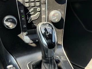 Volvo V40 Volvo V40 T3 153PK AUT6 Polar+ Sport| Panodak| Camera| H&K sound| Trekhaak - afbeelding nr 21