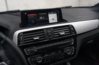 BMW 1 Serie BMW 1-serie M140i xDrive Harman Kardon Dak Leer - afbeelding nr 56