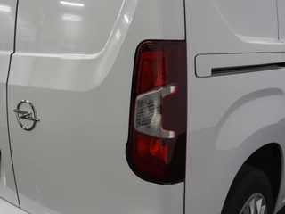 Opel Combo Opel Combo 1.5D L1H1 130pk Automaat Edition | Apple Carplay / Android Auto | Trekhaak | Airco | Cruise control - afbeelding nr 8
