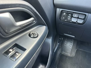 Kia Rio Kia Rio 1.4 CVVT DynamicLine|Navi|Camera|Cruise|Dealer ondh. - afbeelding nr 19