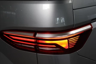 Volkswagen Multivan Volkswagen Multivan 1.4 eHybrid L2H1 Style - NL- Auto!! Pano-Dak I Soft close I Apple - afbeelding nr 25