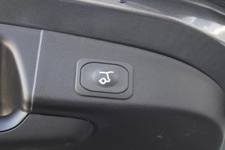 Ford Focus Ford Focus Wagon 1.5 EcoBlue ST Line X Automaat | Adaptive cruise control | Winter Pack | Trekhaak | Elektrische achterklep | BTW verrekenbaar | All season banden - afbeelding nr 16