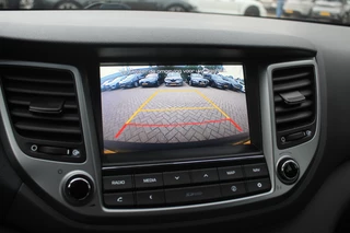 Hyundai Tucson Hyundai Tucson 1.6 GDi Comfort / Camera / Leder / Navigatie / 17'' / Stoelverwarming 4x / DAB / Cruise Control - afbeelding nr 23