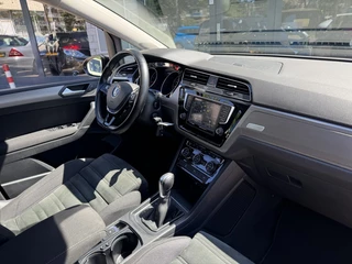 Volkswagen Touran Volkswagen Touran 1.4 TSI Automaat Volledig onderhouden Navi - afbeelding nr 2