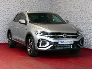 Volkswagen T-Roc Volkswagen T-Roc 1.5 TSI 150PK R-LINE EVO IQ LIGHT ALCANTARA ELEK.KLEP CARPLAY STOEL/STUUR VERW. 18