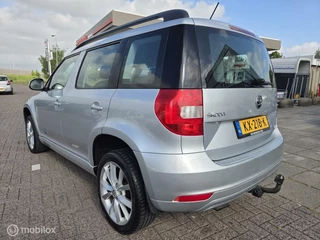 Škoda Yeti Skoda Yeti 1.2 TSI Ambition AUT/NAV/PDC/CC/Trekhaak/Dealer - afbeelding nr 7