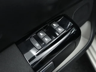 Citroën C3 Citroën C3 1.2 PT S&S Shine 110PK | Navigatie | Cruise control | Camera - afbeelding nr 23