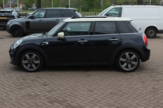 MINI Cooper MINI Cooper Mini 1.5 60 Years Edition / Panoramadak / Head-up / Leder / Harman Kardon / 17'' / Navigatie / DAB / Cruise Control - afbeelding nr 7