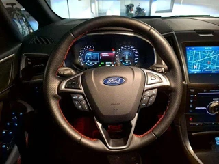 Ford S-Max Ford S-Max 2.5 FHEV ST-Line 7pers 190pk | Full LED | Panoramadak | Adaptieve Cruise | Sony Navi | BLIS - afbeelding nr 4