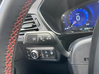 Ford Kuga Ford Kuga 2.5 PHEV ST-Line X 225pk | Trekhaak | Winter Pack | 19 inch | Elektrische achterklep | Bang&Olufsen | Half leder - afbeelding nr 25