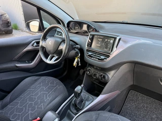 Peugeot 2008 Peugeot 2008 1.2 PureTech Active|Panoramdak|Nieuwe Distributie - afbeelding nr 20