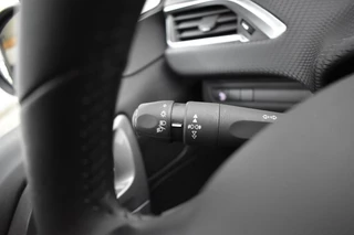 Peugeot 2008 Peugeot 2008 1.2 PureTech Active - afbeelding nr 16