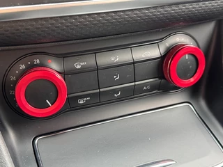 Mercedes-Benz A-Klasse Mercedes-Benz A-Klasse A180 NAVI LED LEER CAMERA AIRCO SPORTSTOELEN - afbeelding nr 12
