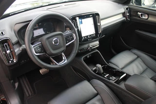 Volvo XC40 Volvo XC40 T5 Recharge R-Design | Black Edition | Leder | Parkeercamera | Stoelverwarming | Pilot Assist | Keyless - afbeelding nr 23