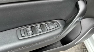 Renault Mégane Estate Renault Megane Estate 1.3 TCe 140 pk Limited Automaat Navi Carplay Android Auto - afbeelding nr 10