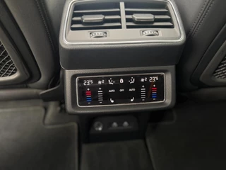 Audi e-tron Audi E-tron Sportback Pano 55 quattro 408PK | 3x S-Line | Virtual Mirrors | Matrix LED | 21
