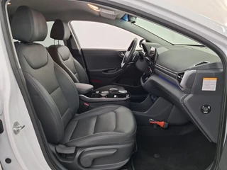 Hyundai IONIQ Hyundai IONIQ Premium EV 38 kWh SOH 100% - afbeelding nr 4