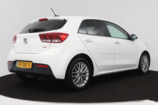 Kia Rio Kia Rio 1.0 TGDI DynamicLine (ACHTERUITRIJCAMERA, NAVIGATIE, BLUETOOTH, CRUISE CONTROL, LANE-ASSIST, PARKEERSENSOREN) - afbeelding nr 10