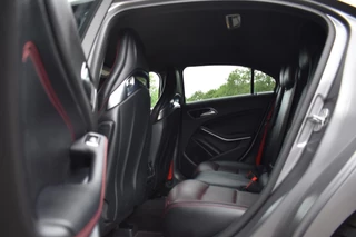 Mercedes-Benz A-Klasse Mercedes-Benz A-klasse AMG 45 4MATIC Dynamic Pakket Race H&K Memory Magno 19