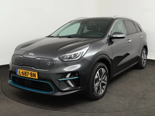 Kia e-Niro DynamicPlusLine 64 kWh | SoH 100% • Schuifdak • Keyless • Camera