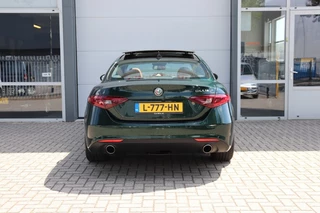 Alfa Romeo Giulia Alfa Romeo Giulia 2.0T TI/STOEL.STUUR.VERW/KEYLESS/ADAP.CRUISE/DODEHOEK - afbeelding nr 32