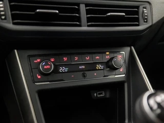 Volkswagen Polo (APPLE CARPLAY, CLIMATE, STOELVERWARMING, CRUISE, SPORTSTOELEN, LM VELGEN, ARMSTEUN, NIEUWE APK, NIEUWSTAAT) - afbeelding nr 9