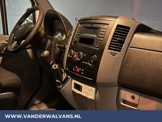 Mercedes-Benz Sprinter Mercedes-Benz Sprinter 316 CDI 163 pk L2H2 Euro6 Airco | 2800kg Trekhaak | Omvormer | Cruisecontrol parkeersensoren, chauffeursstoel - afbeelding nr 11