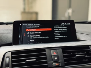 BMW 3 Serie BMW 3 Serie Touring 320i Edition M-Sport | Leder | NaviProf | CarPlay - afbeelding nr 19