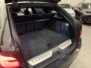 BMW 5 Serie HEAD-UP/LASER/ACC/TREKHAAK/360CAMERA/ALCANTARA/KEYLESS/SHADOW-LINE/DRIVING ASS PRO/SFEER/STUUR+STOELVERWARMING/LIVE COCKPIT/M-AERODYNAMIC/SOPHISTOGRAU/VOLLEDIG BMW DEALER HISTORIE - afbeelding nr 72