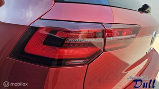 Volkswagen Golf Volkswagen Golf 1.5 eTSI R-Line DSG Panoramadak App Carplay! - afbeelding nr 28