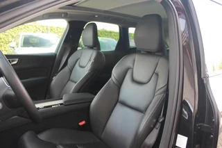 Volvo XC60 Volvo XC60 T6 Recharge AWD Plus Dark | Longe Range | Panoramadak | Leder | Parkeercamera | Stoelverwarming | Memory Stoelen | Keyless - afbeelding nr 17