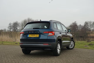 Škoda Karoq Skoda Karoq 1.0 TSI Ambition - Lava Blue - Carplay/Navigatie - Topstaat - afbeelding nr 6