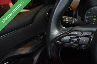 Toyota Yaris Toyota Yaris 1.5 Hybrid Business NAVI/KEYLESS/CAMERA/ETC.! - afbeelding nr 33