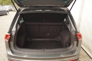 Volkswagen Tiguan Volkswagen Tiguan 1.4 TSI 150pk R-Line Business -PANO-LED-ECC-NAVI-PDC- - afbeelding nr 27
