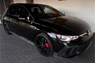 Volkswagen Golf Volkswagen Golf 2.0 TSI GTI Clubsport / AKRAPOVIC / IQ Light / Winter Pakket / 19