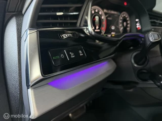 Audi Q8 Audi Q8 55 TFSI e quattro Pro Line / 23 INCH / Black optic / - afbeelding nr 21