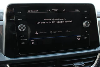 Volkswagen T-Roc Volkswagen T-Roc 1.5 TSI DSG Style | Navigatie | Apple Carplay / Android Auto | Climate Control | Led | Digitale Cockpit | Adaptive Cruise Control | Trekhaak - afbeelding nr 24
